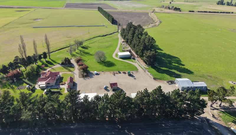 6648 Hyde-Middlemarch Road, Middlemarch
