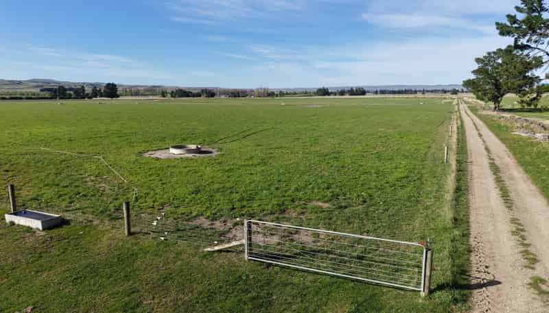 6648 Hyde-Middlemarch Road, Middlemarch