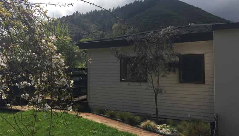 16 Robinson Road, The Brook