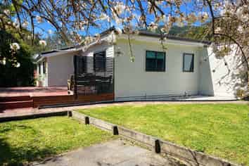 16 Robinson Road, The Brook