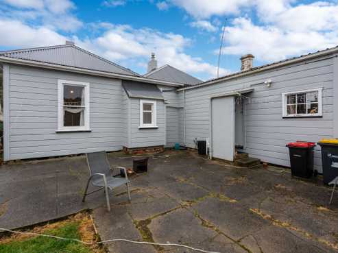94  North Road, NORTH EAST VALLEY
