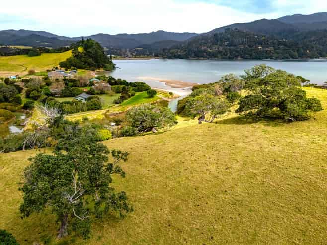 198 Carey Road, Coromandel