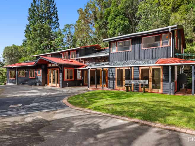 108 Wyndham Road, Pinehaven