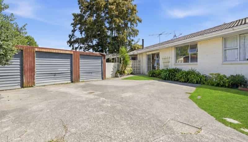 2/15 Phoenix Place, Papatoetoe