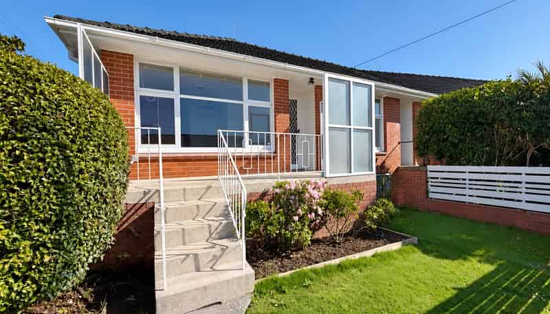 12a Dorchester Rd, Meadowbank