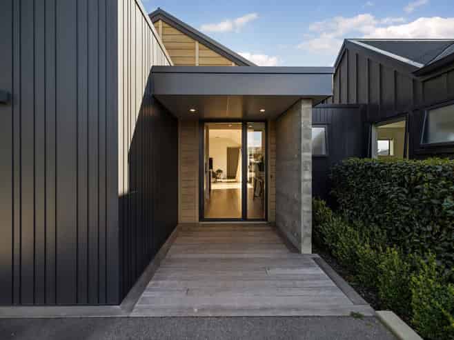 4 and 4A Marsden Place, Lower Shotover