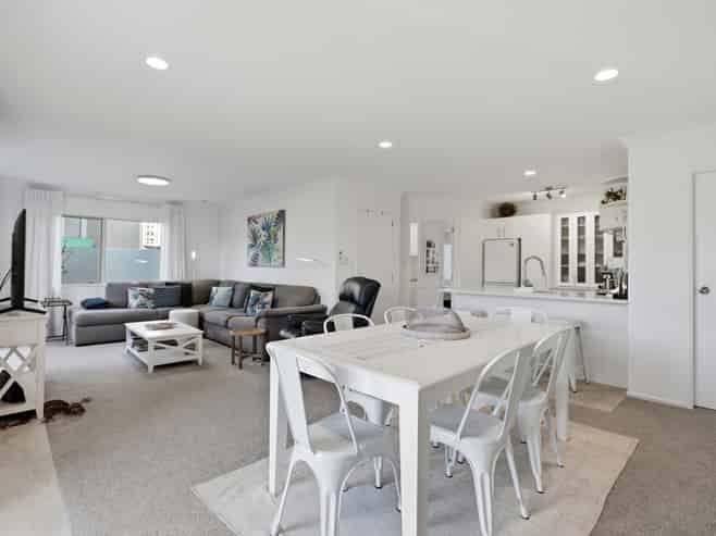 1/111 Santa Monica Drive (Pacific Palms), Papamoa