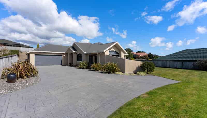 101 Realm Drive, Paraparaumu