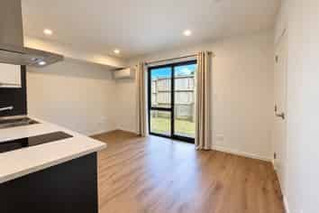 D/15 Matukutureia Lane, Manurewa
