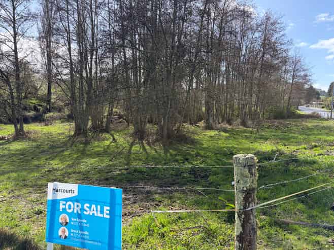 23 Ellis Road, Benneydale