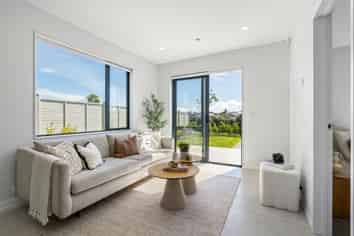 19 Pohorama Lane, Conifer Grove