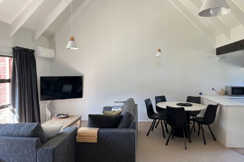 Homely Arrowtown 2