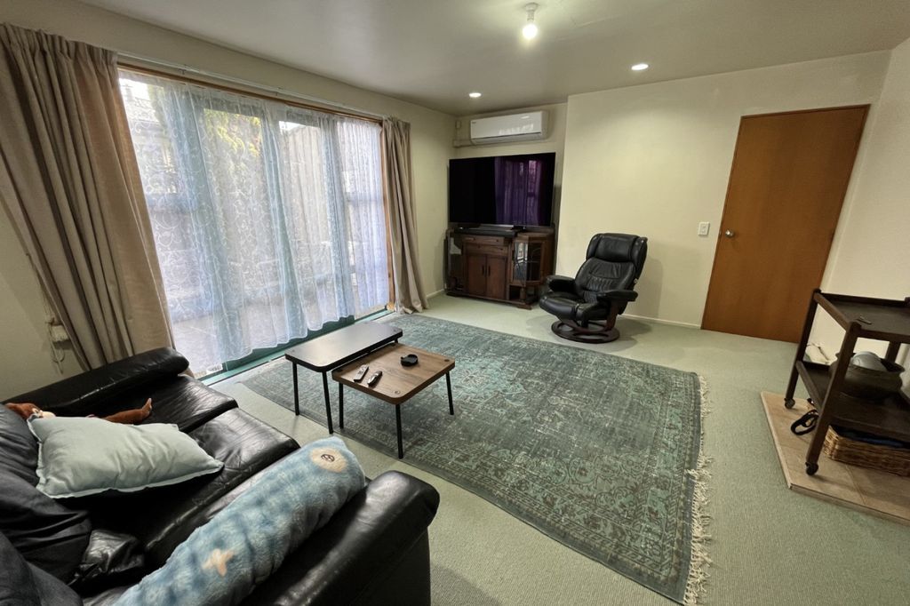THREE BEDROOMS - HOKOWHITU 5
