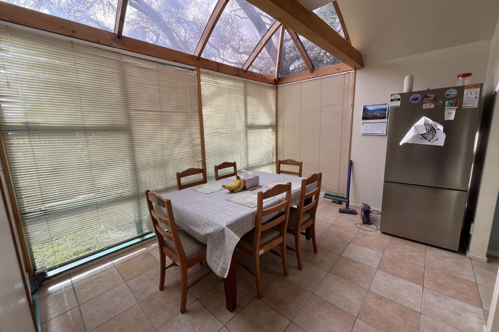 THREE BEDROOMS - HOKOWHITU 3