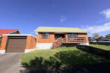 8 Craig Hendry Street, Concord