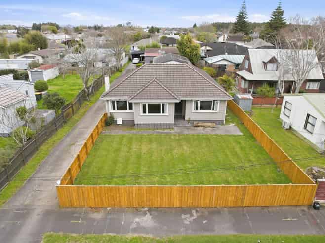 10A Mardon Road, Enderley