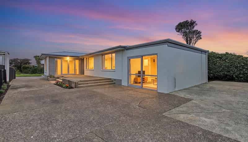 128 Derwent Crescent, Glengarry