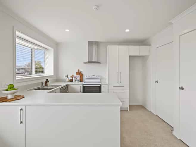 128 Derwent Crescent, Glengarry
