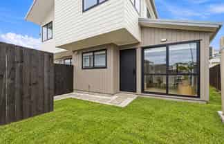 2/5 Browns Road, Manurewa