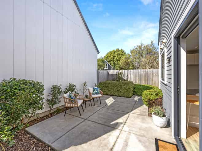 16C Spencer Street, Addington