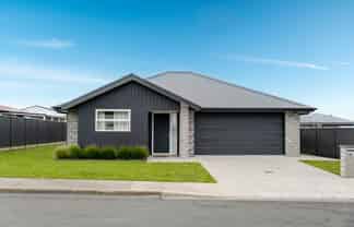 8 Wagner Street, Kingswell