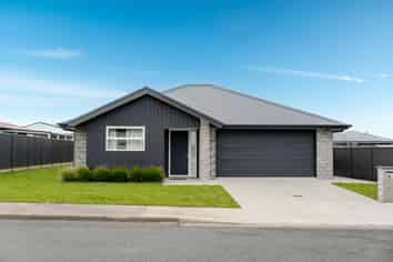 8 Wagner Street, Kingswell