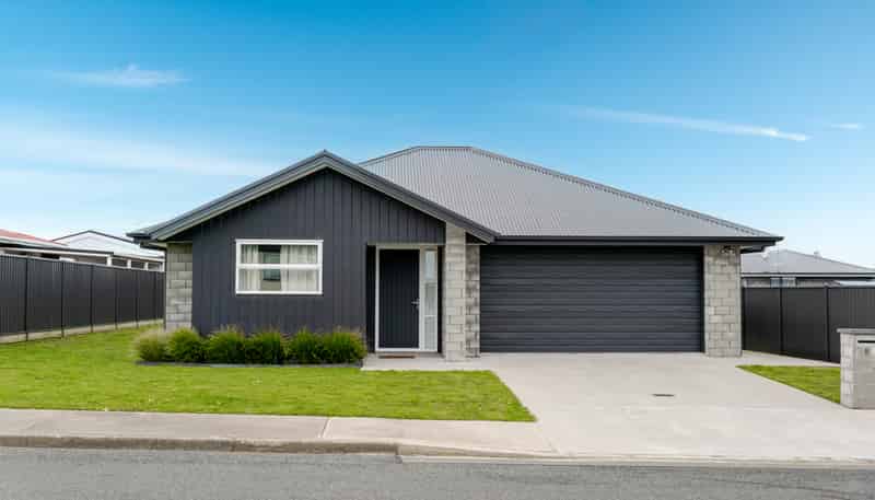 8 Wagner Street, Kingswell