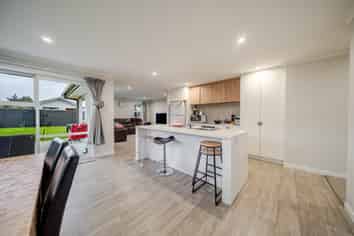 8 Wagner Street, Kingswell