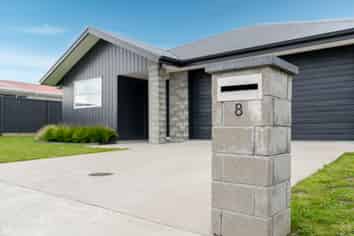 8 Wagner Street, Kingswell