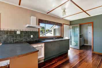 63 Bayly Road, Blagdon