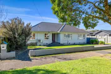 63 Bayly Road, Blagdon