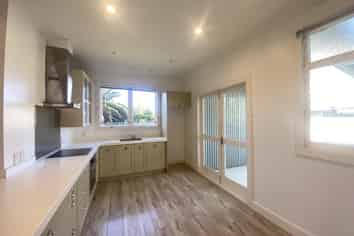 Manawatu / Whanganui - Address withheld