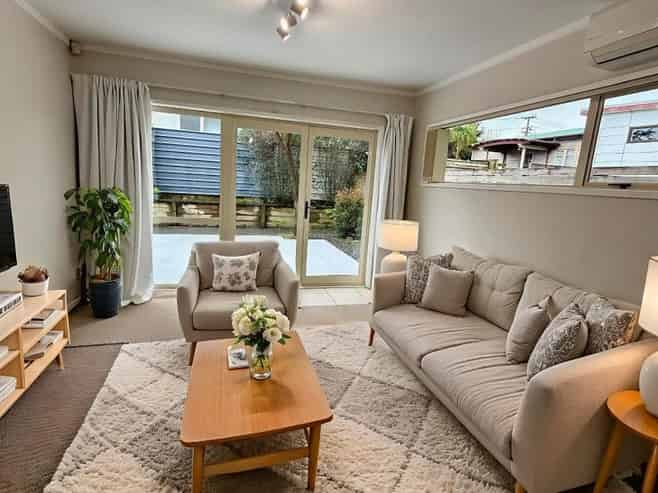 4/4 Meadow Street, Mount Wellington