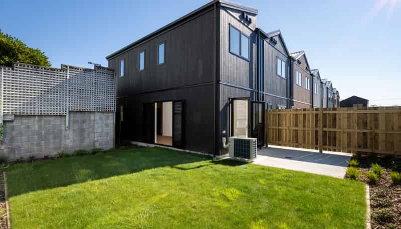 16/81 Neale Avenue, Stoke
