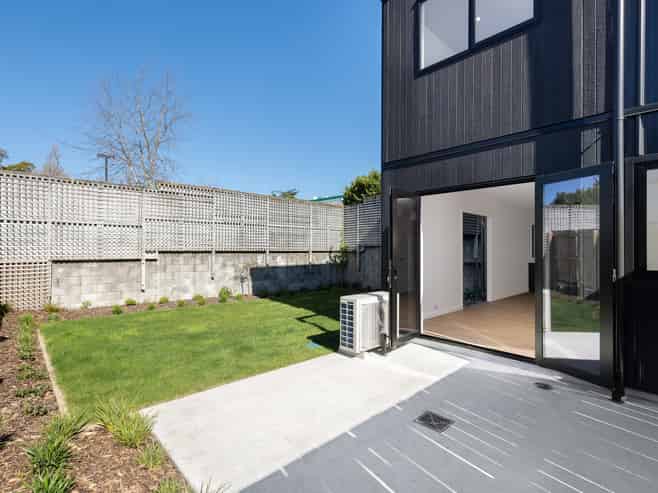 16/81 Neale Avenue, Stoke