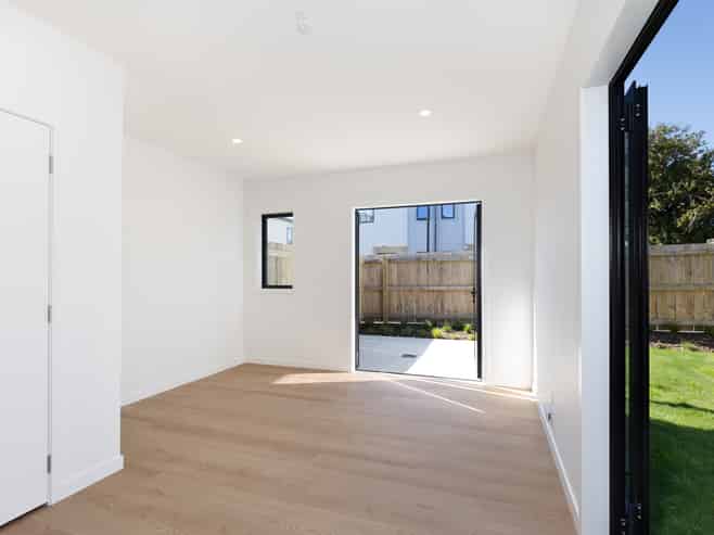 16/81 Neale Avenue, Stoke