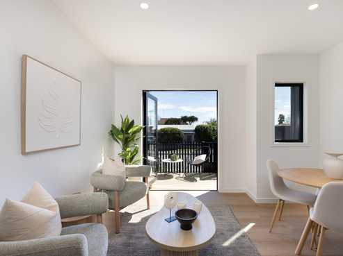 1/81 Neale Avenue, Stoke