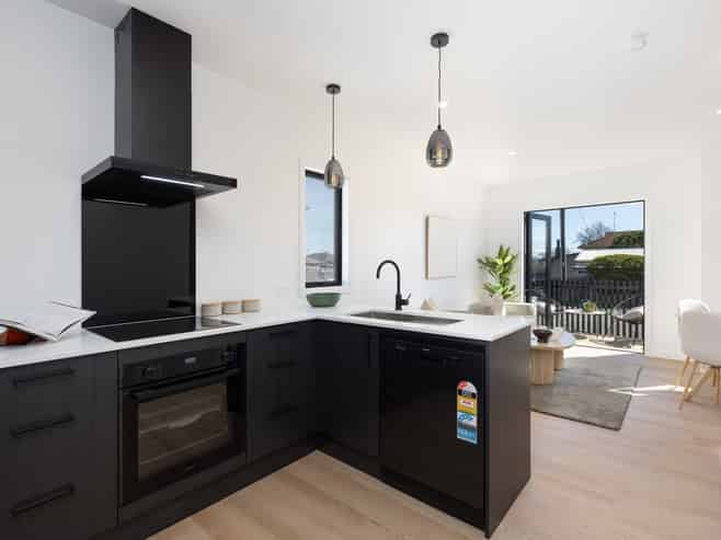 1/81 Neale Avenue, Stoke