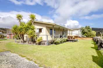 Lot 1 The Strand, Okarito