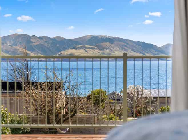 10 Denniston Road, Lake Hawea