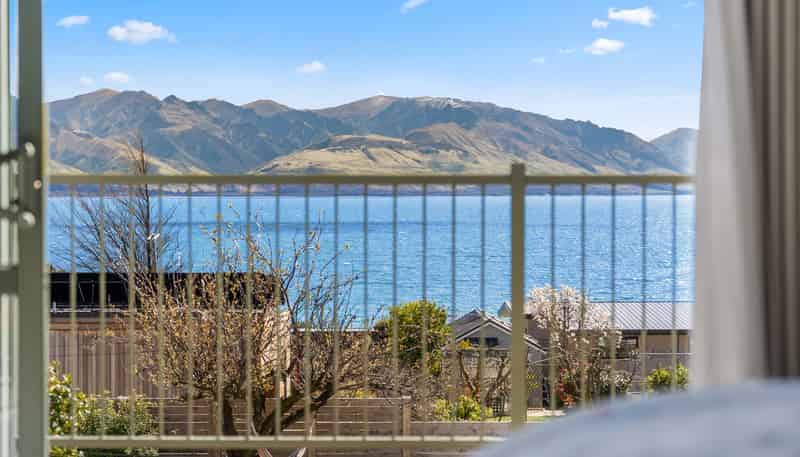 10 Denniston Road, Lake Hawea
