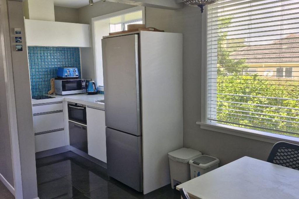 Furnished Stylish Apartment 5
