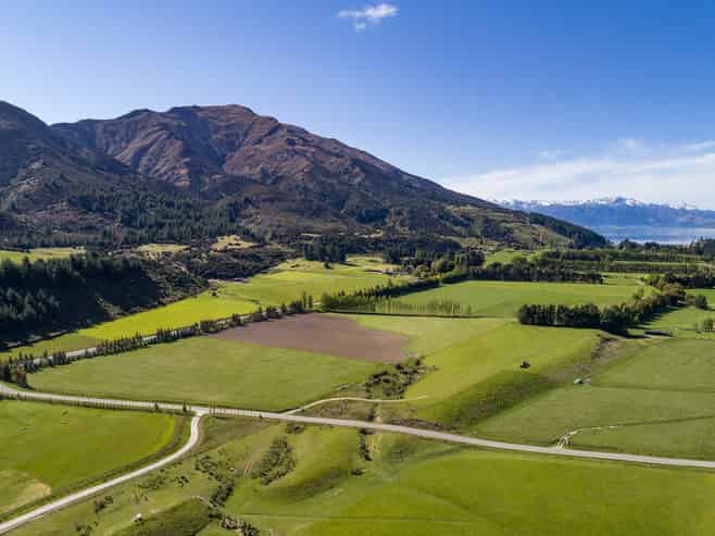 1 Te Awa Road, Lake Hawea