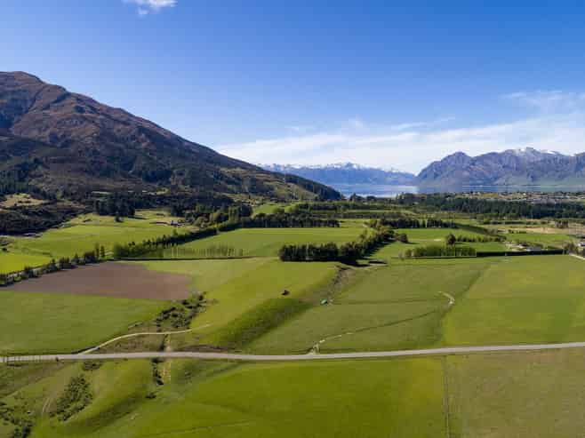 1 Te Awa Road, Lake Hawea