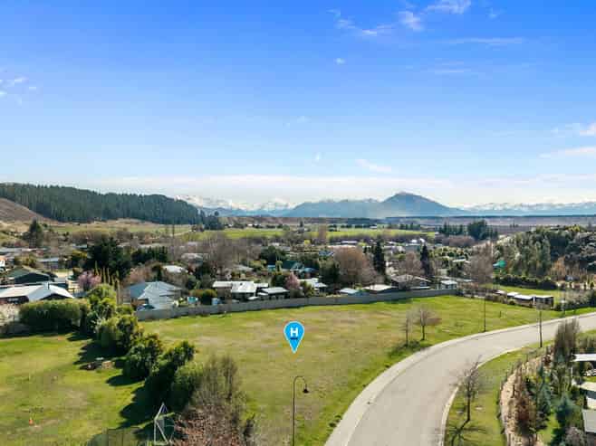 35 Pisa Road, Luggate