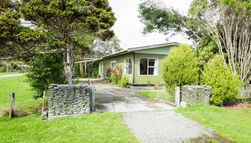 Lot 3 The Strand, Okarito
