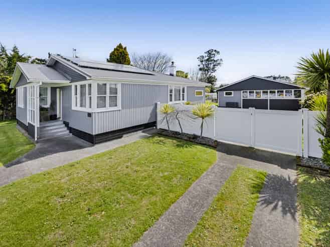 4 Celia Street, Stratford