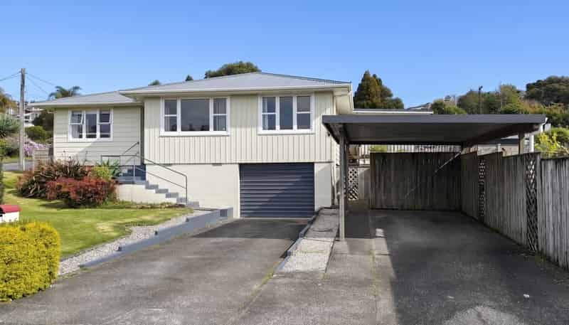 2 Sussex Place, Kamo