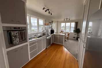 2 Sussex Place, Kamo