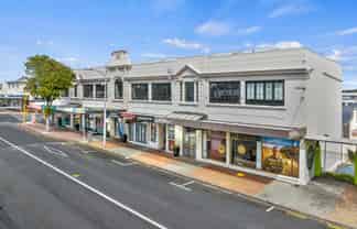 Six Tenants | Split-Risk | Corner Site